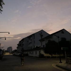 疯狂四P群体交乱
